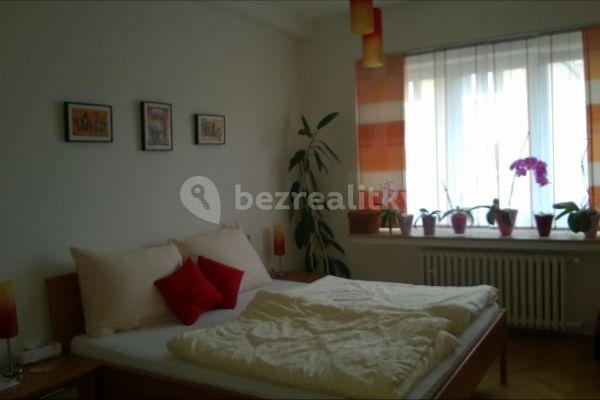 2 bedroom with open-plan kitchen flat to rent, 68 m², Prachnerova, Praha 5