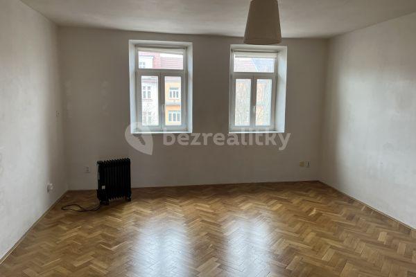 1 bedroom with open-plan kitchen flat to rent, 54 m², Husitská, 