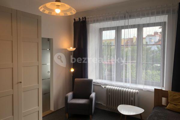 Studio flat to rent, 25 m², Eliášova, Brno