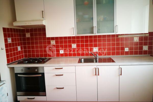 2 bedroom flat to rent, 57 m², U Kombinátu, Praha - Strašnice