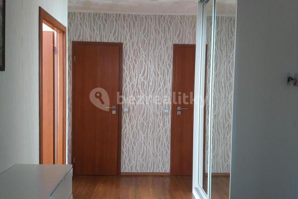 4 bedroom flat to rent, 84 m², Leoše Janáčka, Kladno