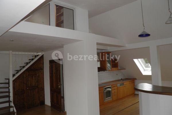 2 bedroom with open-plan kitchen flat to rent, 132 m², Vančurova, Karlovy Vary