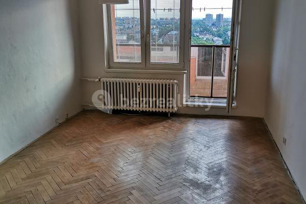 Studio flat to rent, 28 m², Na Obvodu, Ostrava