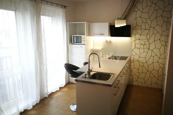 2 bedroom with open-plan kitchen flat to rent, 66 m², Na Tržišti, Benešov