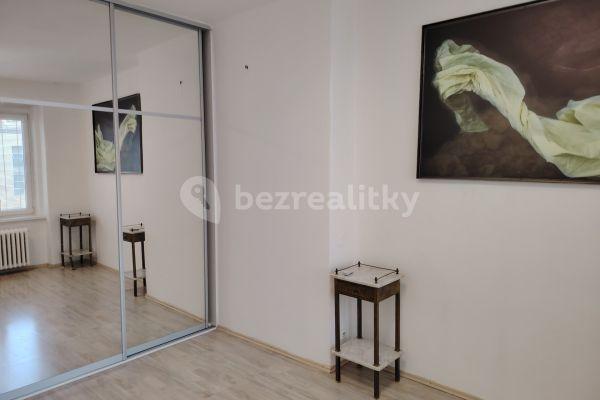 1 bedroom with open-plan kitchen flat to rent, 54 m², Dělnická, Prague, Prague