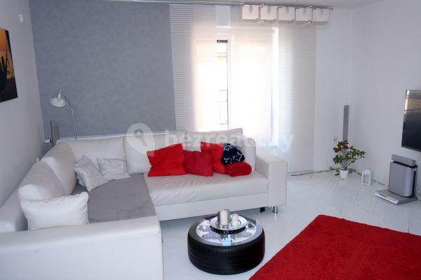 2 bedroom flat to rent, 57 m², Kněžskodvorská, České Budějovice