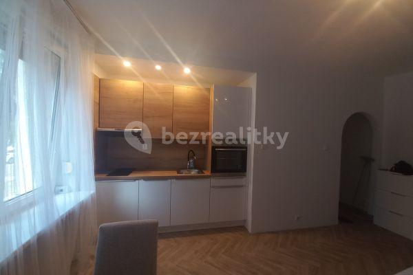 Small studio flat to rent, 22 m², Sečovská, Bratislava