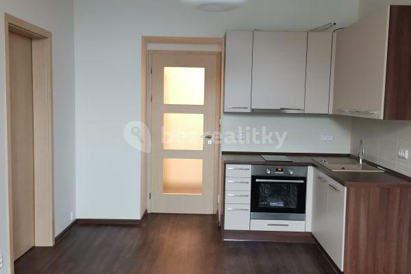 1 bedroom with open-plan kitchen flat to rent, 41 m², Na Topolce, Hlavní město Praha