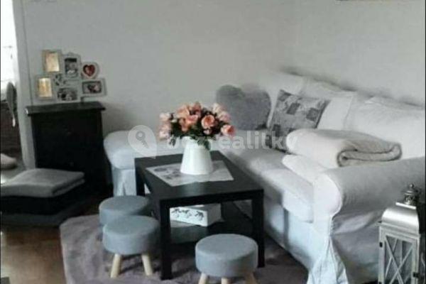 2 bedroom flat to rent, 100 m², Dlouhá, 