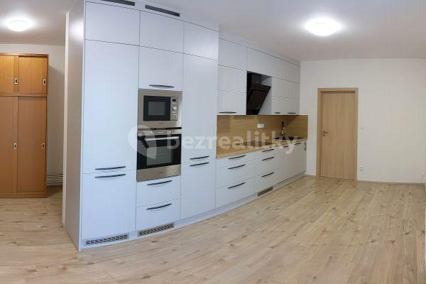 1 bedroom with open-plan kitchen flat to rent, 47 m², Kloučkova, Rakovník, Středočeský Region