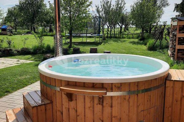 recreational property to rent, 0 m², Hostějov