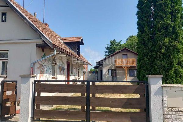 recreational property to rent, 0 m², Lišice