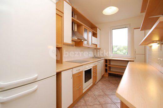 1 bedroom with open-plan kitchen flat to rent, 74 m², Počernická, Hlavní město Praha