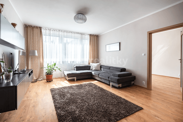 4 bedroom flat for sale, 95 m², Dreyerova, Prague, Prague