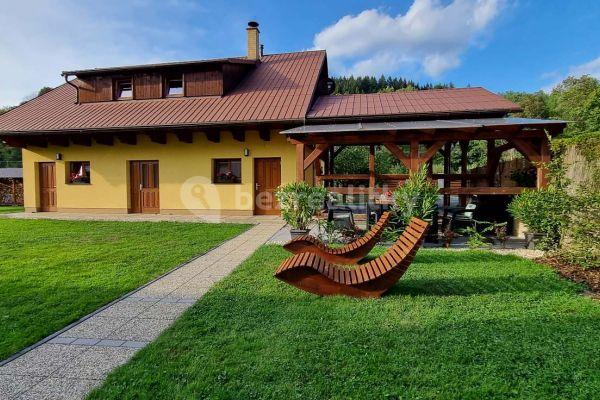 recreational property to rent, 0 m², Karolinka