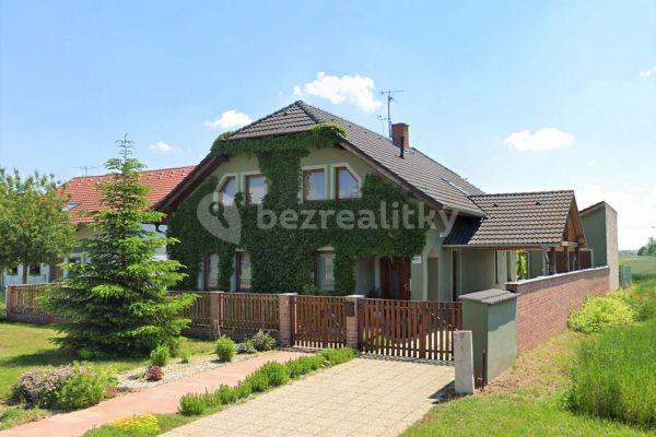 recreational property to rent, 0 m², Rakvice