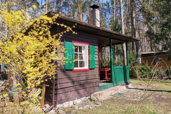 recreational property to rent, 0 m², Zliv