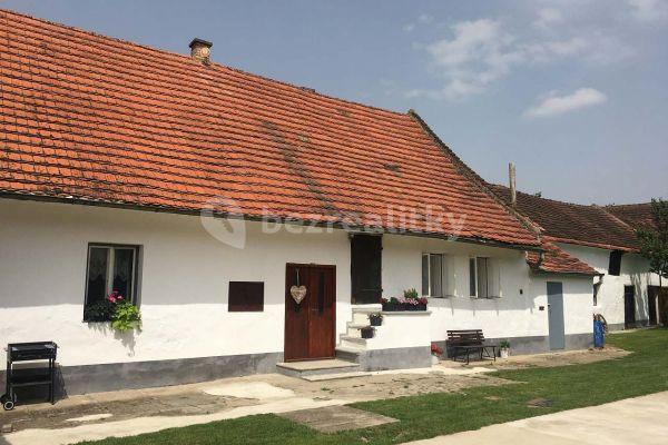 recreational property to rent, 0 m², Plav