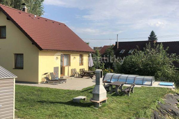 recreational property to rent, 0 m², Loučky