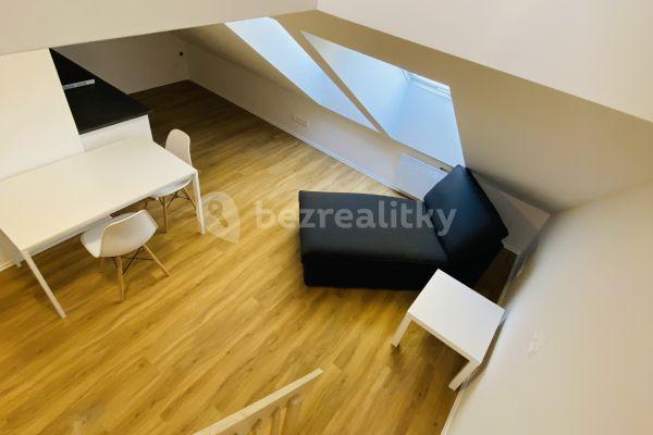 1 bedroom with open-plan kitchen flat to rent, 62 m², Karlínské náměstí, Hlavní město Praha