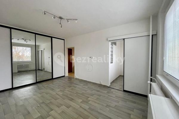 1 bedroom flat to rent, 32 m², Kunínova, Hlavní město Praha