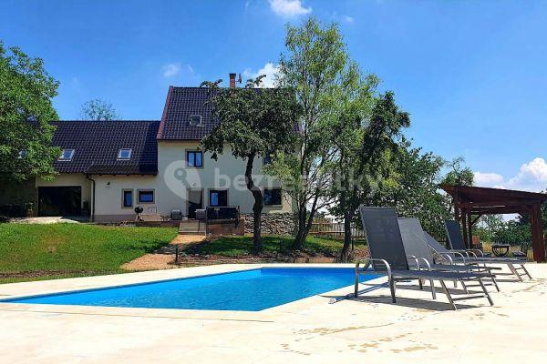 recreational property to rent, 0 m², Liběšice - Horní Chobolice