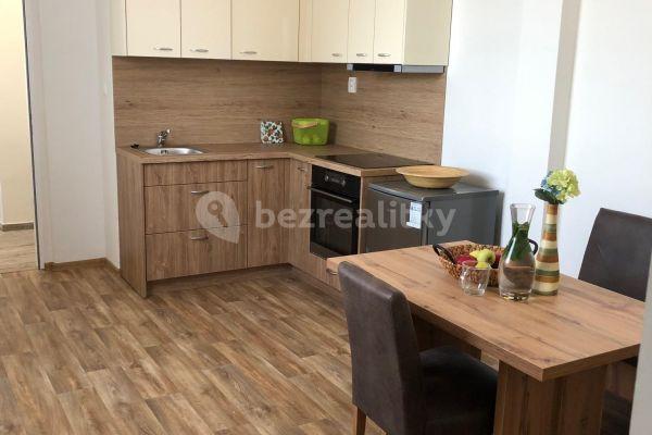 1 bedroom flat to rent, 43 m², Slánská, 