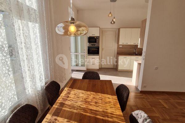 2 bedroom flat to rent, 91 m², Na Zderaze, Praha