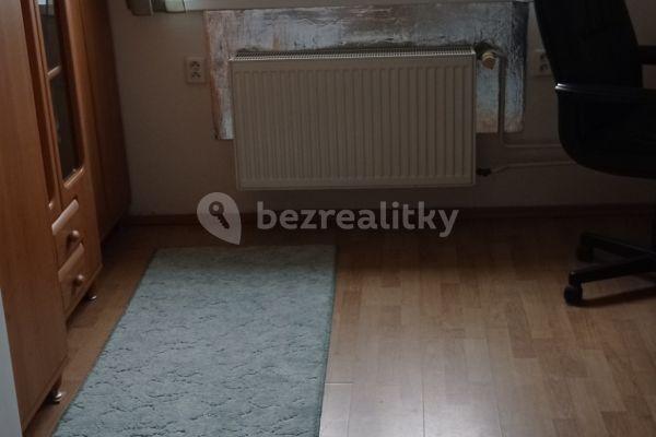 Small studio flat to rent, 15 m², Ruprechtická, 