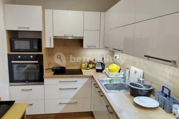 2 bedroom flat to rent, 50 m², Petřivalského, Přerov