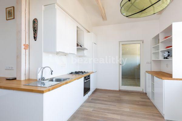 1 bedroom with open-plan kitchen flat to rent, 70 m², Vojtěšská, Neratovice