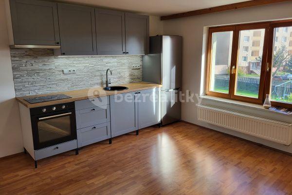 2 bedroom with open-plan kitchen flat to rent, 75 m², V Sádku, Újezd u Brna