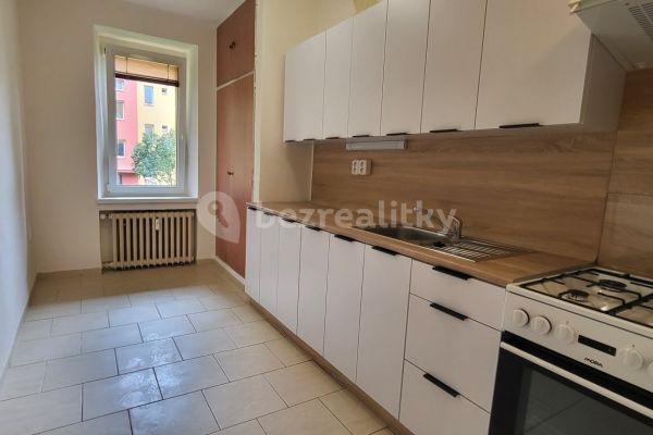 3 bedroom flat to rent, 68 m², Boženy Němcové, 