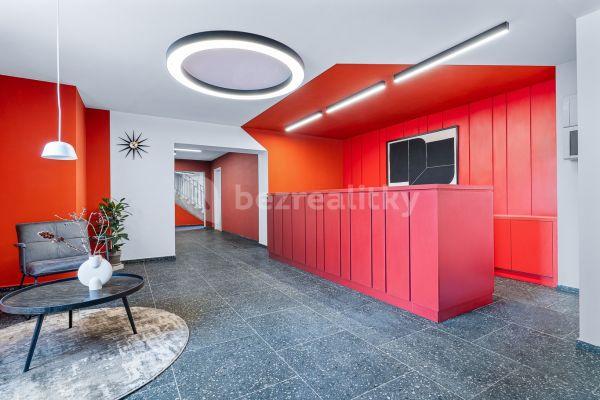 1 bedroom with open-plan kitchen flat for sale, 46 m², Čenětická, Prague, Prague