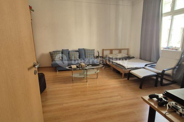 2 bedroom with open-plan kitchen flat to rent, 83 m², Soukenická, Brno, Jihomoravský Region