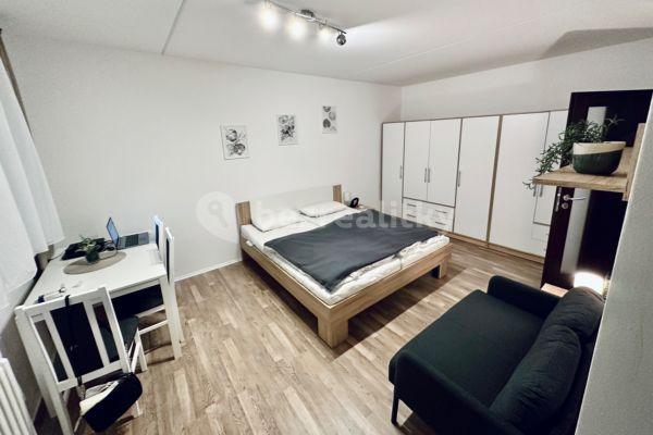 1 bedroom flat to rent, 33 m², Nikoly Vapcarova, Praha