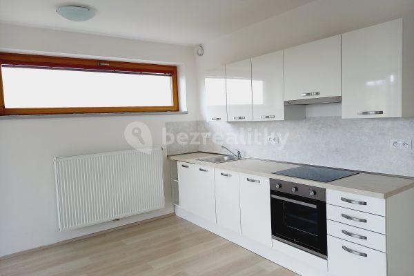 1 bedroom with open-plan kitchen flat to rent, 60 m², Tovární, Čelákovice