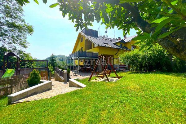 recreational property to rent, 0 m², Rovensko pod Troskami