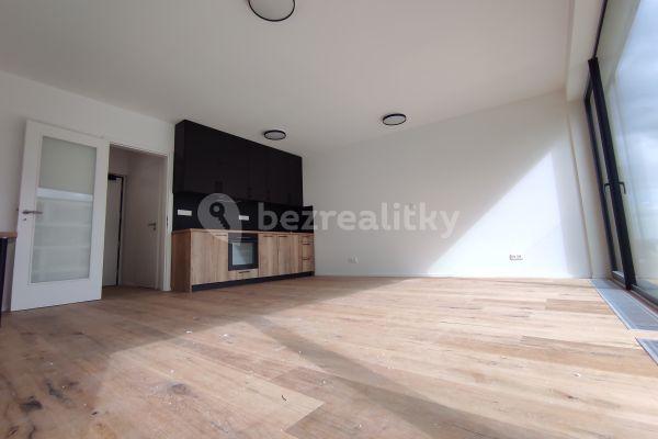 Studio flat to rent, 38 m², Kurandové, Hlavní město Praha