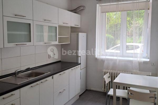 2 bedroom flat to rent, 61 m², Jerevanská, Praha