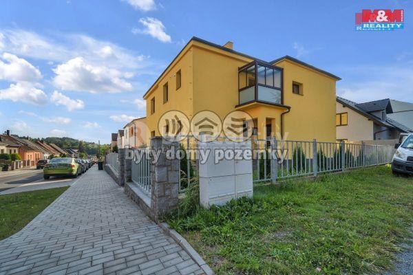 1 bedroom with open-plan kitchen flat for sale, 45 m², Máchova, 