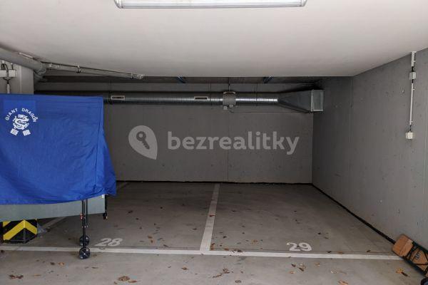 garage to rent, 12 m², Fantova, Brno