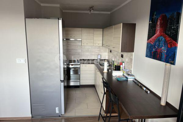 Studio flat to rent, 35 m², Vysočanská, Hlavní město Praha