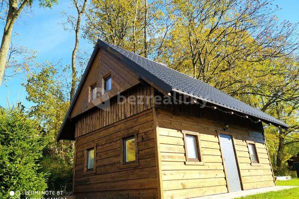 recreational property to rent, 0 m², Strážné