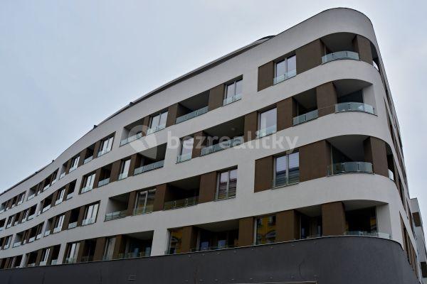 Studio flat to rent, 33 m², Václavská, Kolín, Středočeský Region