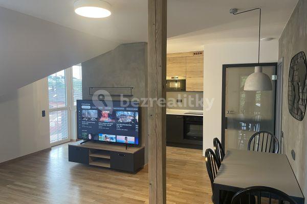 2 bedroom with open-plan kitchen flat to rent, 65 m², Dobrovského, Mělník, Středočeský Region