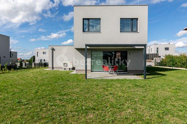 house for sale, 107 m², Nad Hřištěm, 