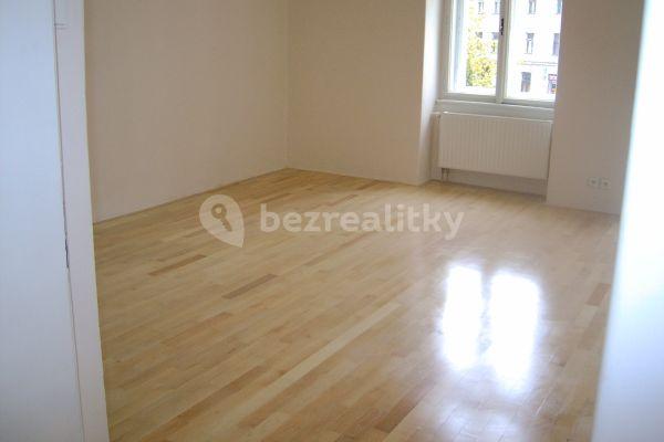 3 bedroom flat to rent, 105 m², Roháčova, Praha