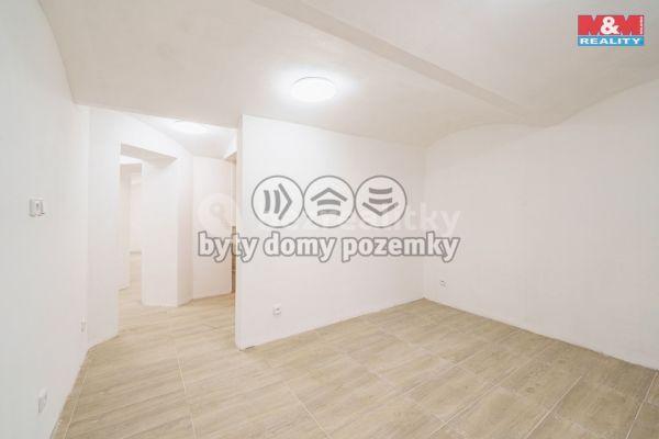 1 bedroom with open-plan kitchen flat for sale, 42 m², Klostermannova, 
