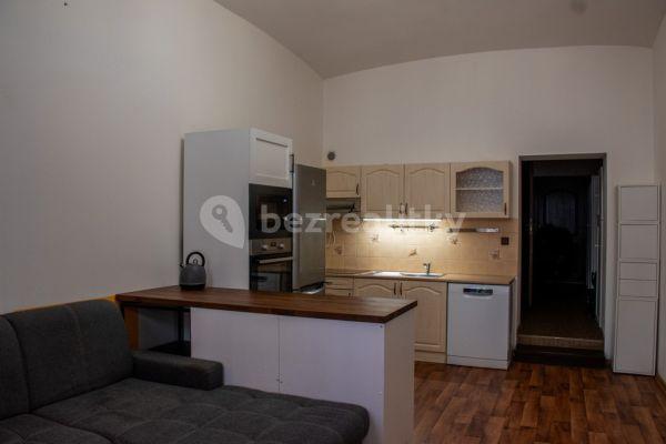 3 bedroom with open-plan kitchen flat to rent, 100 m², Revoluční, Teplice